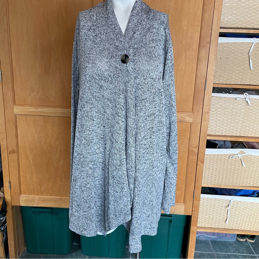 AB Studio Sweater
